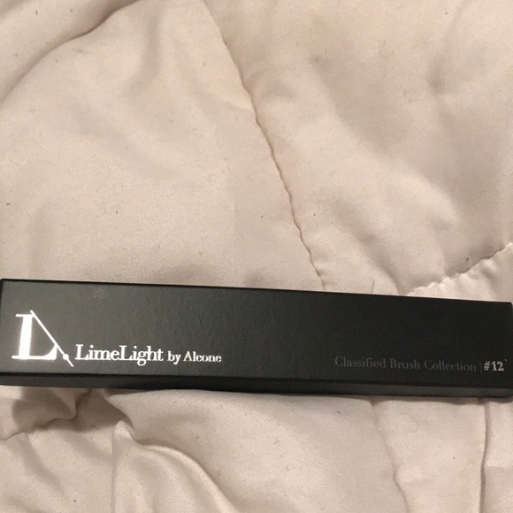 LimelightByAlcone “Classified Brush Collection” - Picture 1 of 1